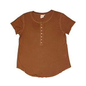 WHITE CROW Women's Short Sleeve Shirt